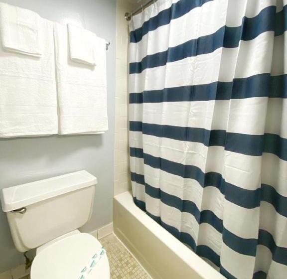 Castaways Resort Studios