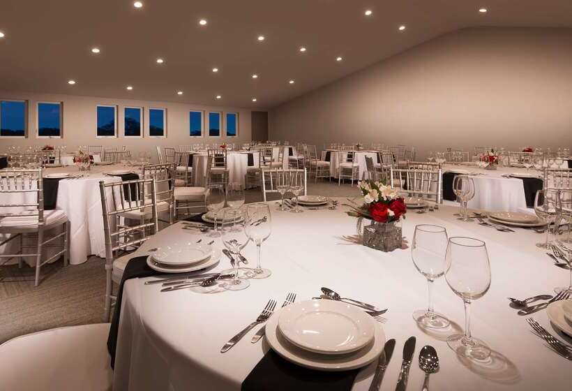 هتل Aiden By Best Western Cape Cod   West Yarmouth
