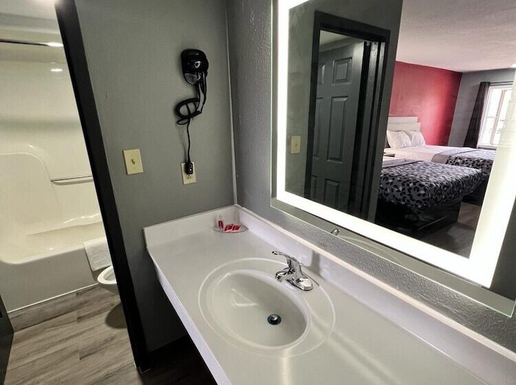 ホテル Econo Lodge Kennett