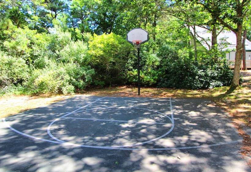 בית מלון כפרי Cape Cod Holiday Estates, A Vri Resort