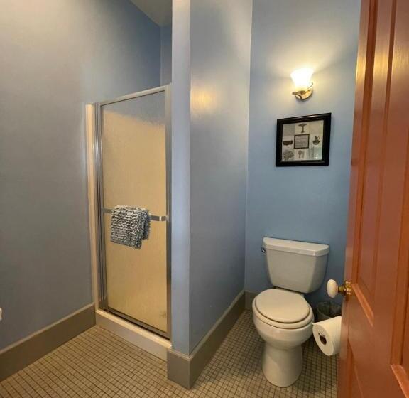 בית מלון כפרי Carriage House Bed & Breakfast