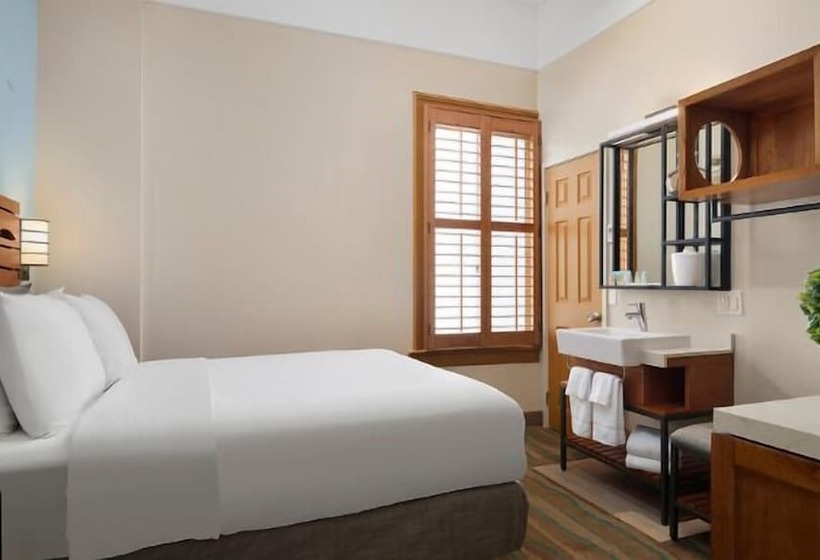 فندق Catalina Island Inn