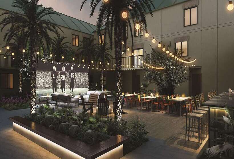 هتل Doubletree By Hilton Gainesville