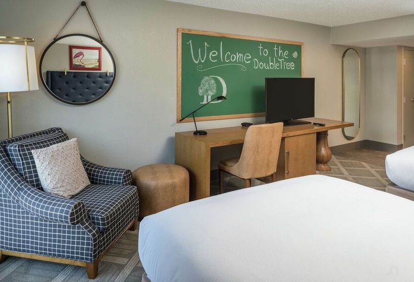 هتل Doubletree By Hilton Gainesville