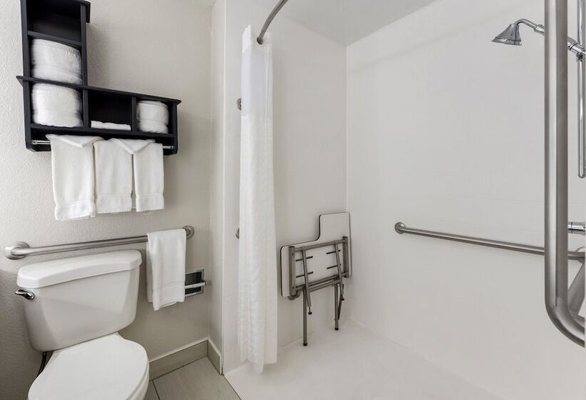 هتل Holiday Inn Express   Columbus Downtown, An Ihg