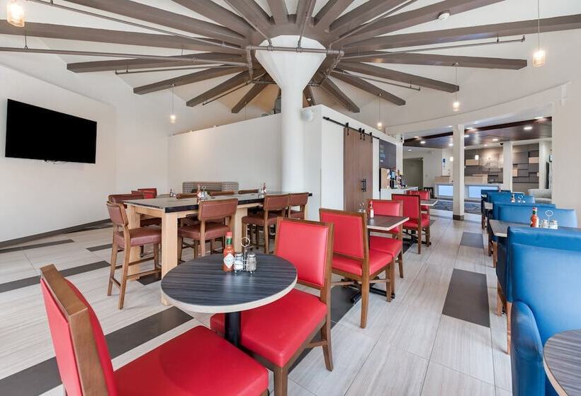 هتل Holiday Inn Express   Columbus Downtown, An Ihg