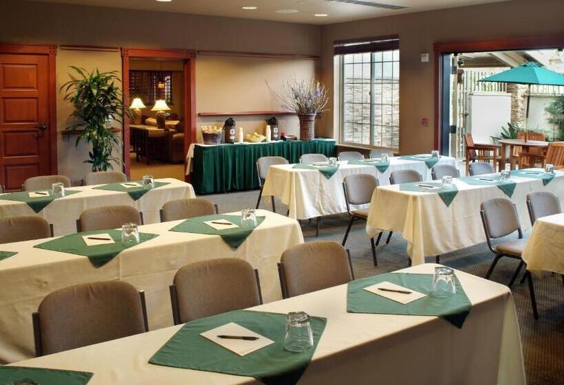 هتل Larkspur Landing Extended Stay Suites Bellevue