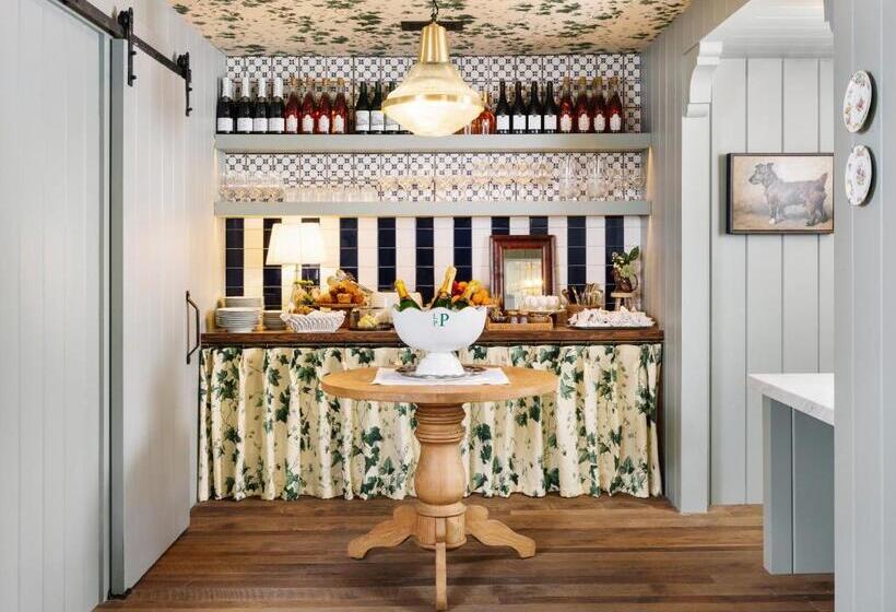 ホテル Le Petit Pali At Ocean Ave