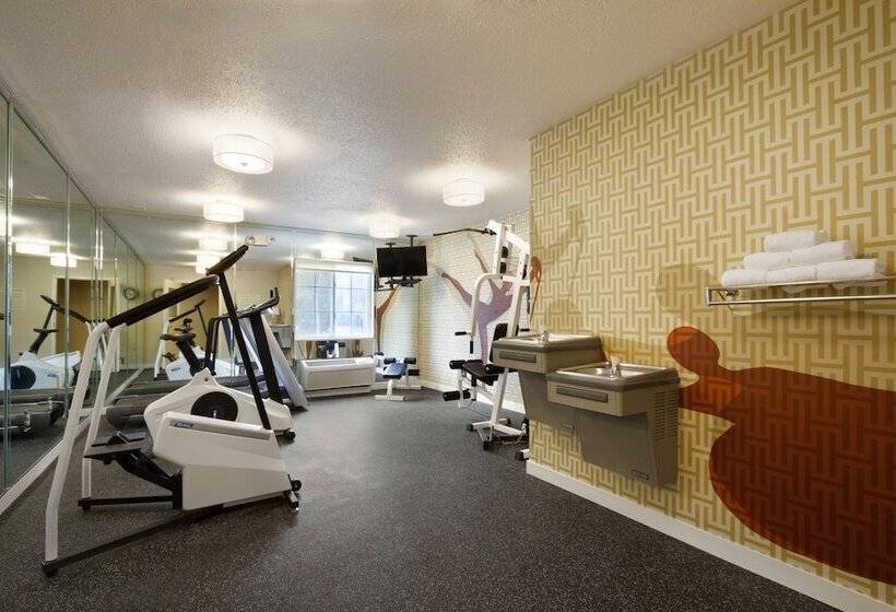 호텔 Mainstay Suites Raleigh  Cary