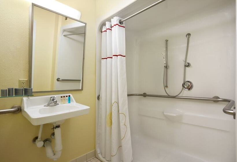 호텔 Mainstay Suites Raleigh  Cary