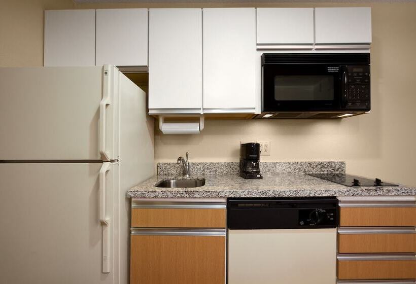 호텔 Mainstay Suites Raleigh  Cary