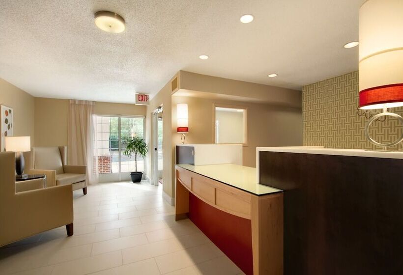 Отель Mainstay Suites Salt Lake City Fort Union