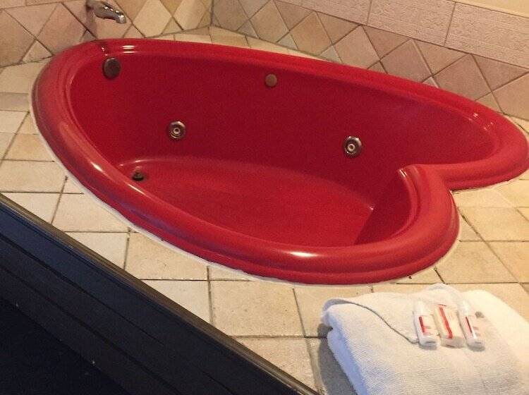 فندق Red Carpet Inn