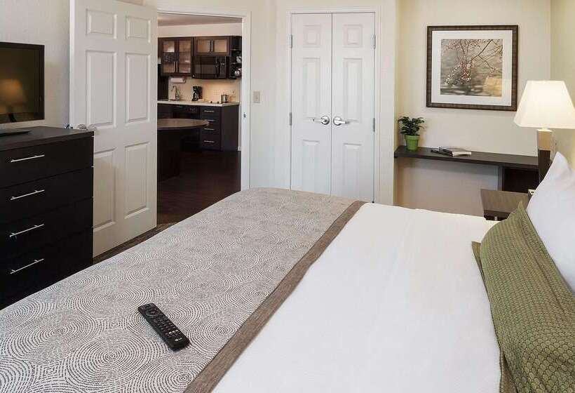 هتل Sonesta Simply Suites Austin The Domain Area