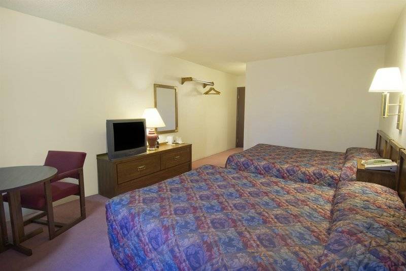 فندق على الطريق Americas Best Value Inn Laramie