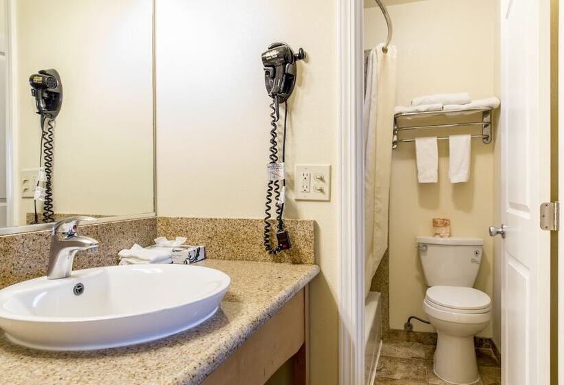 מוטל San Luis Inn And Suites