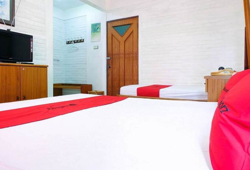 בית מלון כפרי Reddoorz Syariah Near Kopeng Treetop Adventure