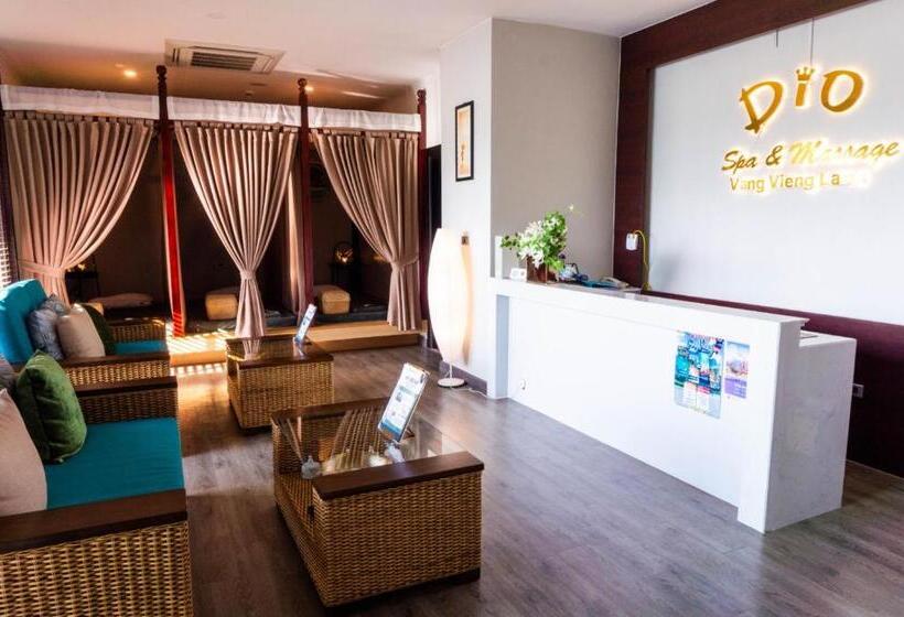 هتل Tmark Resort Vangvieng