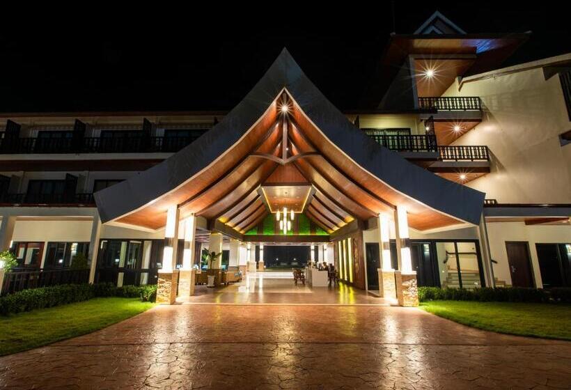 هتل Tmark Resort Vangvieng
