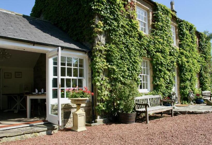 مبيت وإفطار Thistleyhaugh Farmhouse