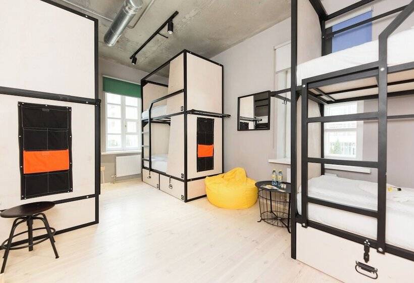 Hostel Urban