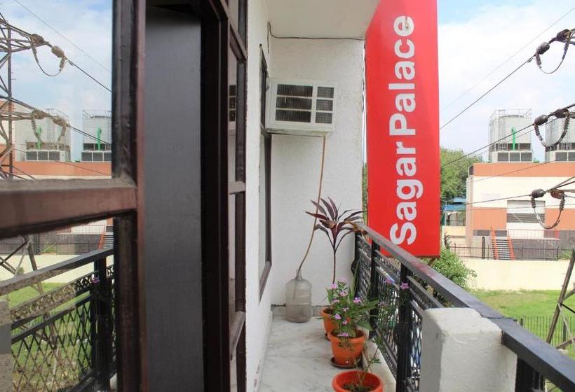 Hotel Sagar Palace @ Near Nizamuddin Railway Station