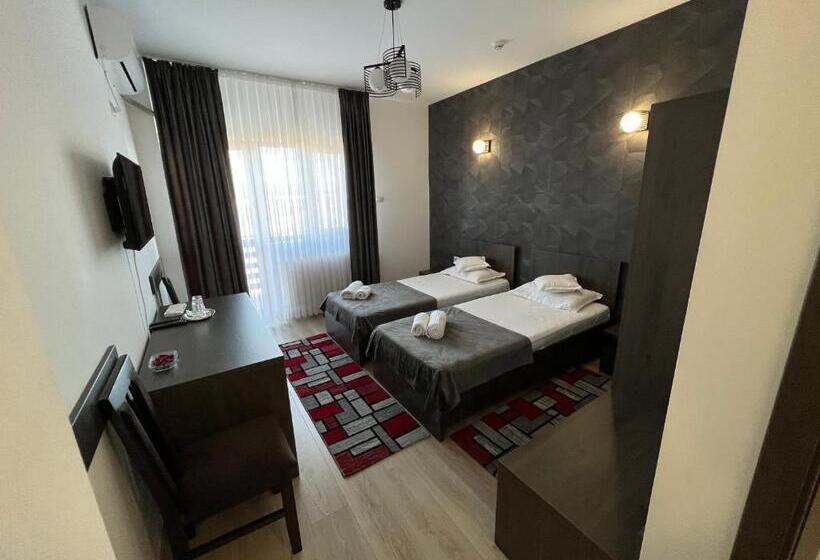 Motel Infinit