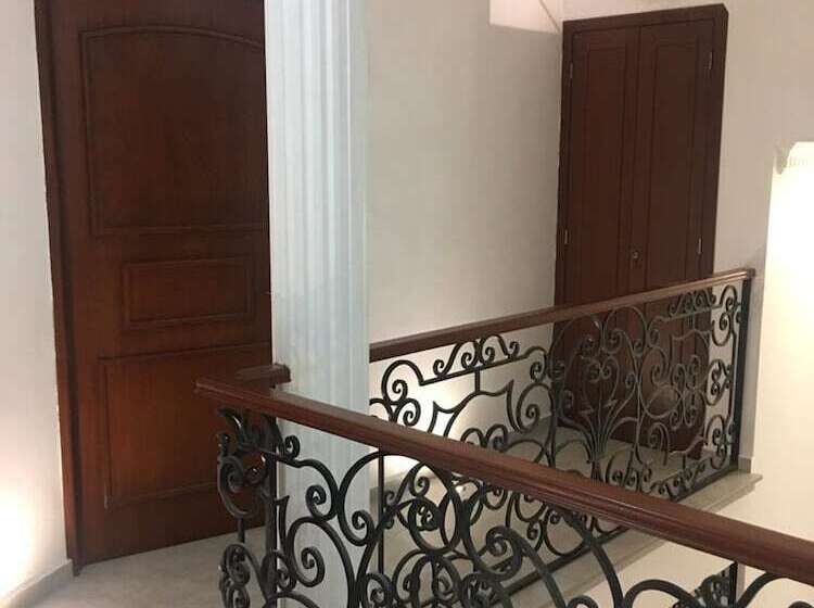 فندق Estancia Real