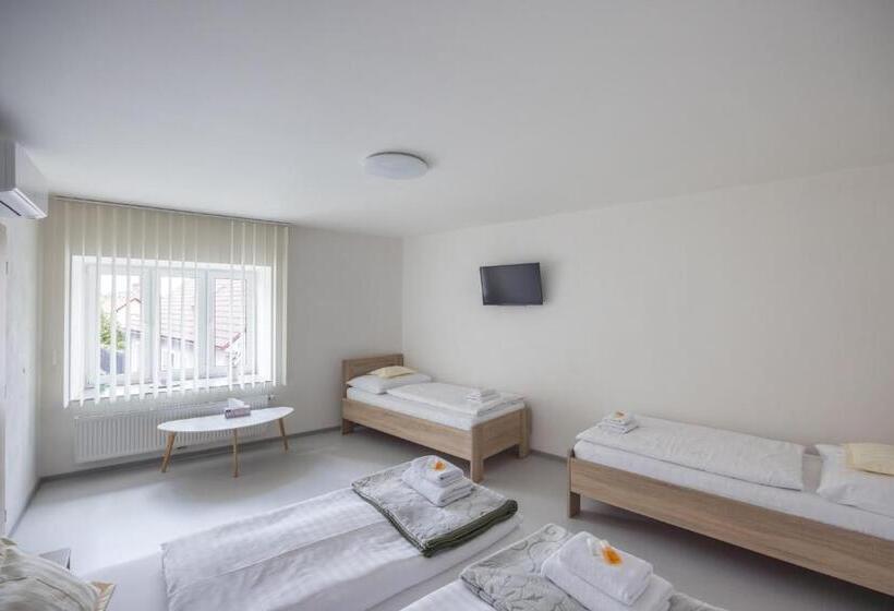 پانسیون A Studio Veselka Litomyšl