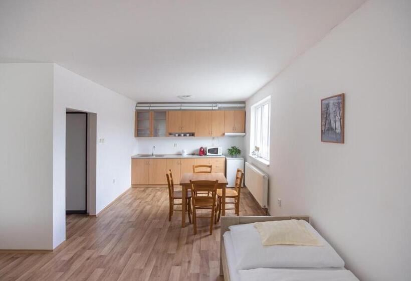 پانسیون A Studio Veselka Litomyšl