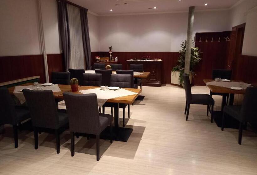 3 Raben   Leoben   Zimmer Für Geschäftsreisende, Urlauber, Monteure Und Handwerker, Polski Pensjonat
