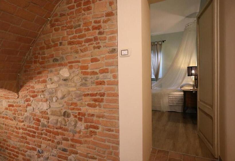 تختخواب و صبحانه Tra I Campi Di Papaveri