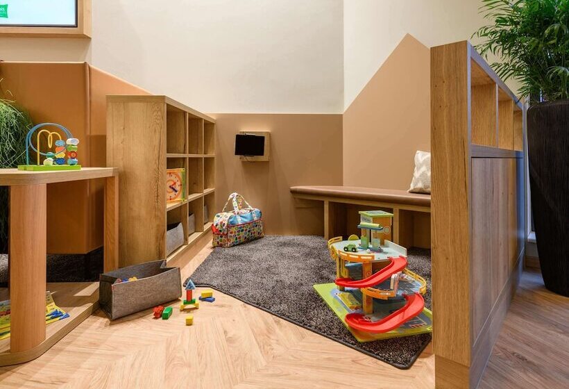 Отель Ibis Styles Aschaffenburg