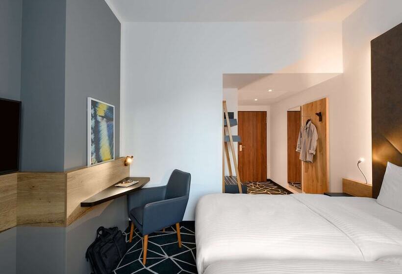 Отель Ibis Styles Aschaffenburg