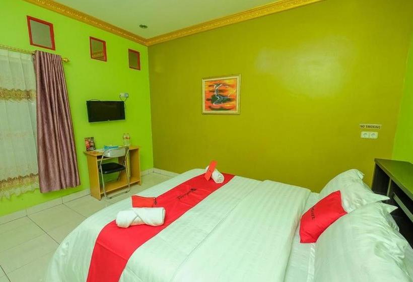 پانسیون Reddoorz Syariah Near Syamsudin Noor Airport 2