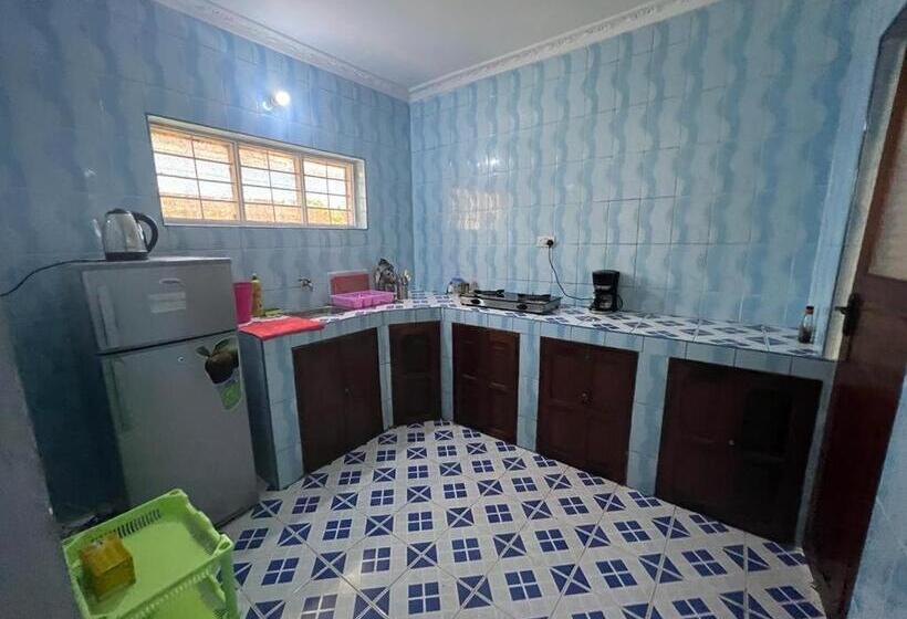 פנסיון Hakuna Matata Guest House