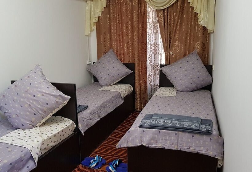 פנסיון Minorai Xurd