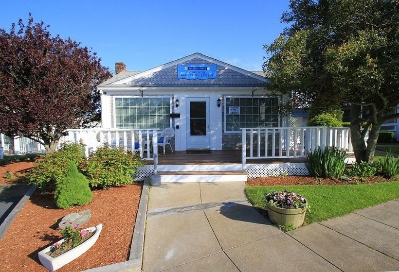 Colonial Acres Resort