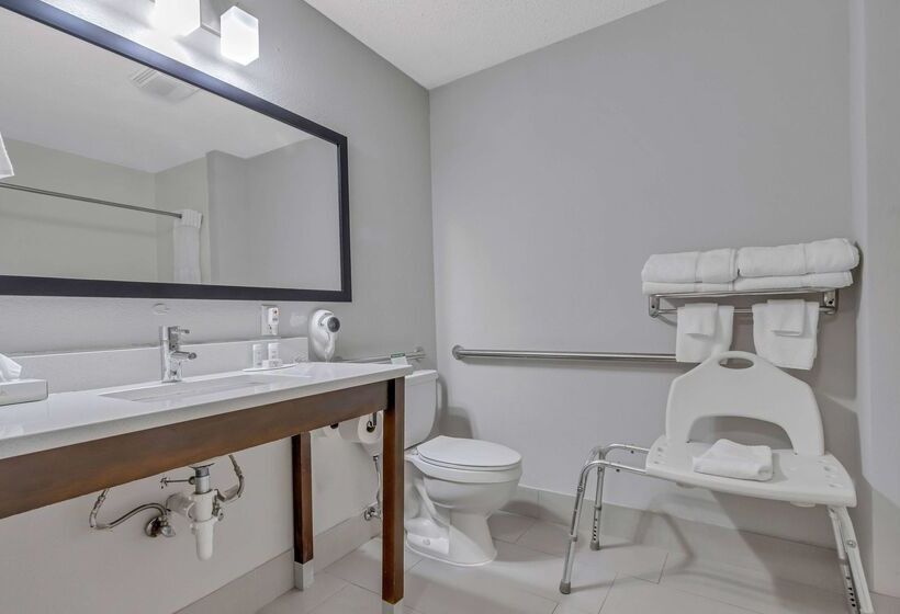 فندق Baymont By Wyndham North Myrtle Beach