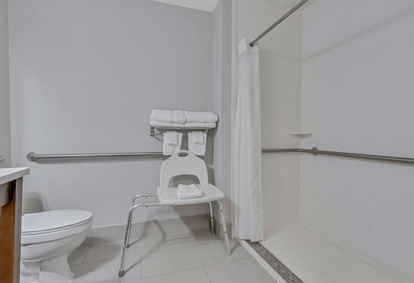 فندق Baymont By Wyndham North Myrtle Beach