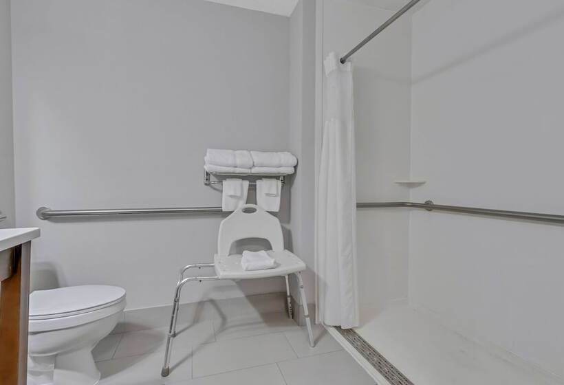 فندق Baymont By Wyndham North Myrtle Beach