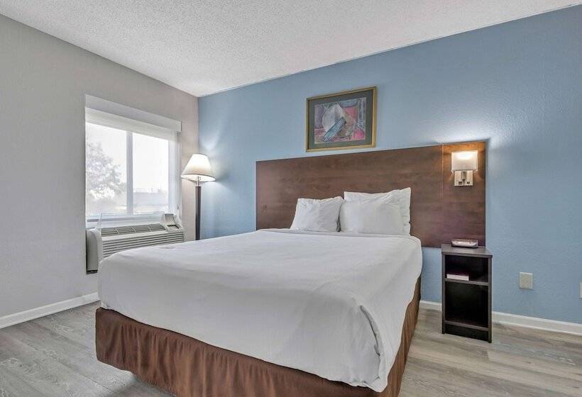 فندق Baymont By Wyndham North Myrtle Beach