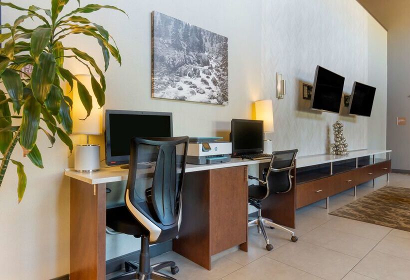 Отель Best Western Plus Wenatchee Downtown