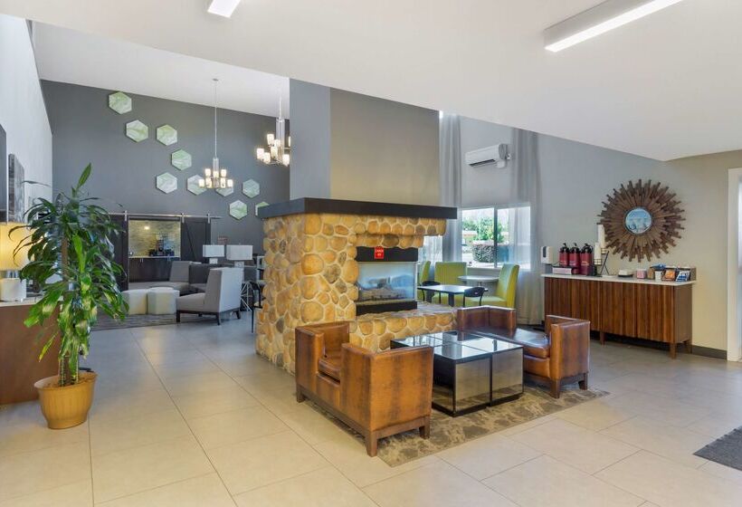 Отель Best Western Plus Wenatchee Downtown