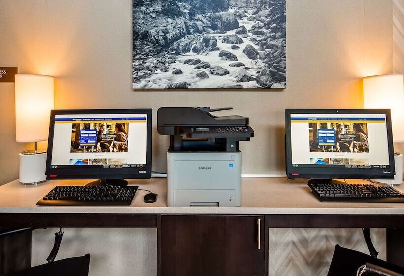 Отель Best Western Plus Wenatchee Downtown