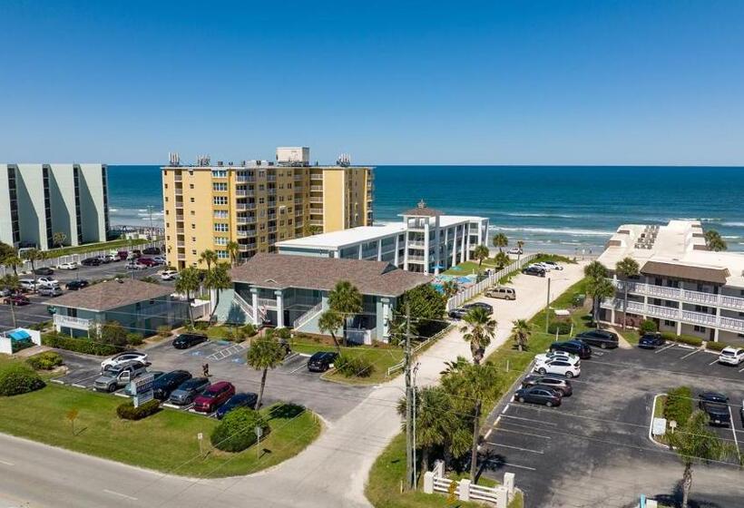 فندق Coastal Waters