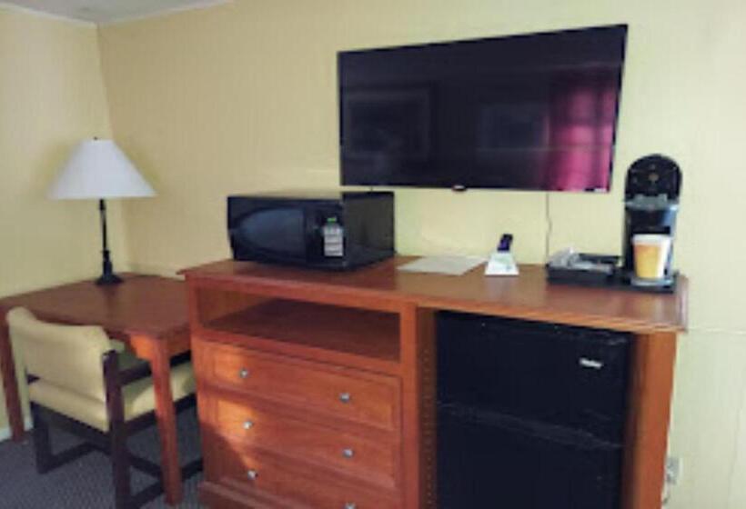 ホテル Colonial Inn New Ulm Extended Stay