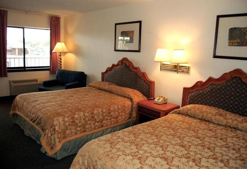 בית מלון כפרי Columbus Inn