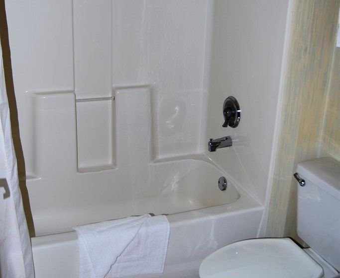 فندق Days Inn & Suites By Wyndham Arcata