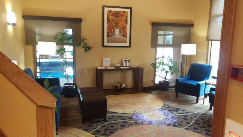 בית מלון כפרי Comfort Inn Huntington Near University